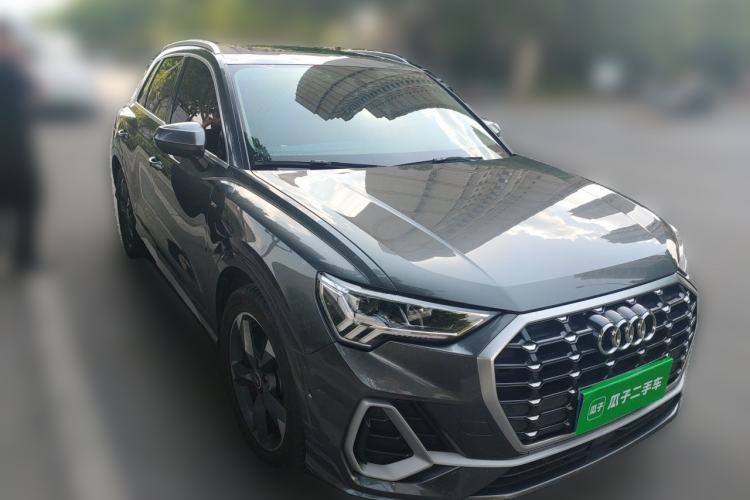 Used Audi Q3 2021 35 TFSI Fashion Dynamic Model
