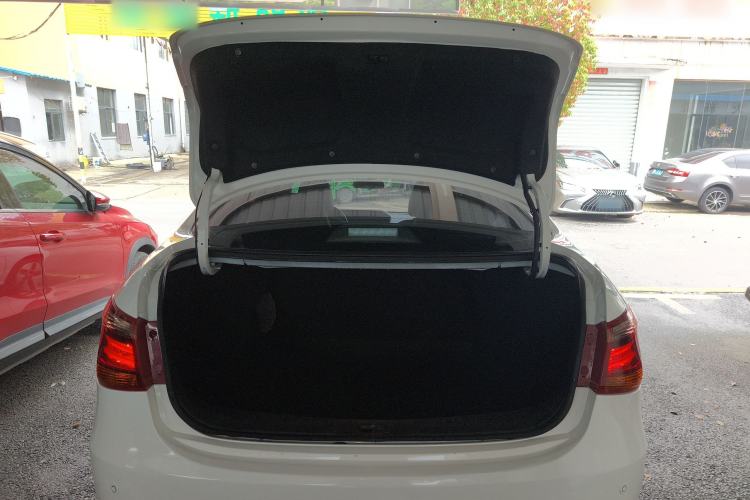 Used Dongfeng Aeolus E70 2021 Revised Version 500 Ultra-Comfort Edition