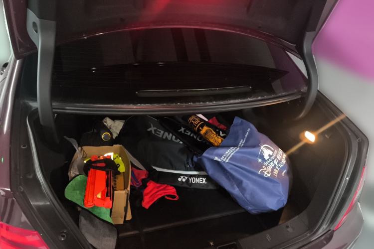 Used Mercedes-Benz C-Class 2011 C 200 CGI Elegant Model Trunk