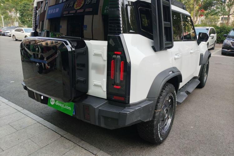 Used JETOUR Traveler 2024 2.0T All-Wheel-Drive Silver Dragon Wings