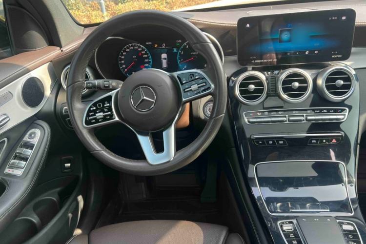 Used Mercedes-Benz GLC 2022 Second Facelift GLC 260 L 4MATIC Dynamic Edition