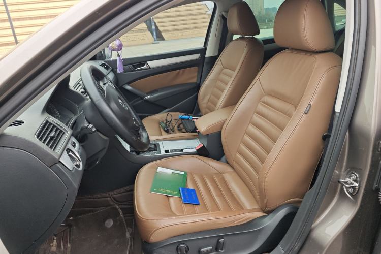 Used Volkswagen Passat 2014 1.8TSI DSG Prestige Navigation Edition
