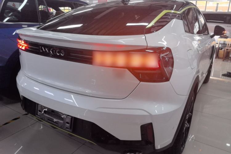 Used Lynk & Co 05 2020 2.0TD Two-Wheel Drive Shine Halo
