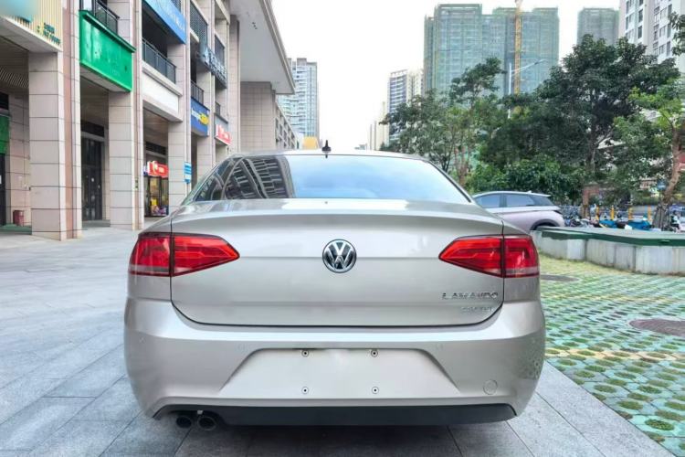 Used Volkswagen Lamando 2017 230TSI DSG Fashion Edition
