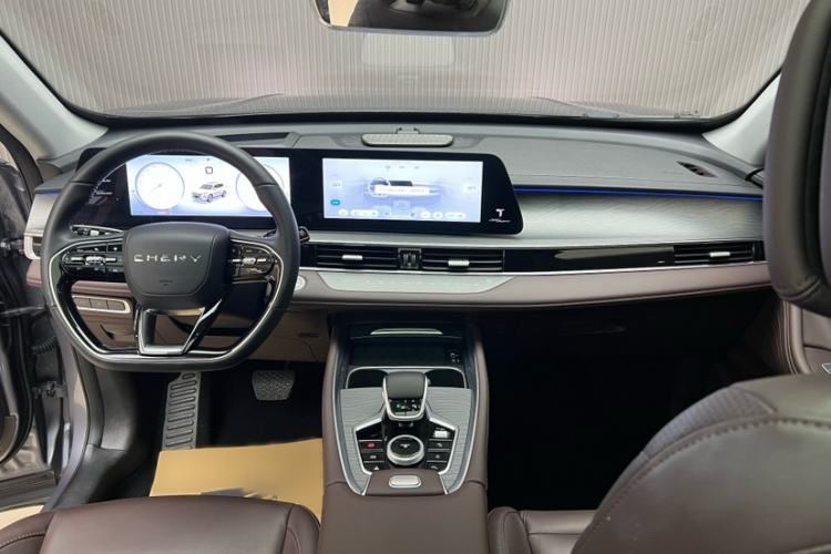 Used Chery Tiggo 8 PRO 2024 Champion Edition 290T Two-Wheel Drive Peak Version 7 Seats
