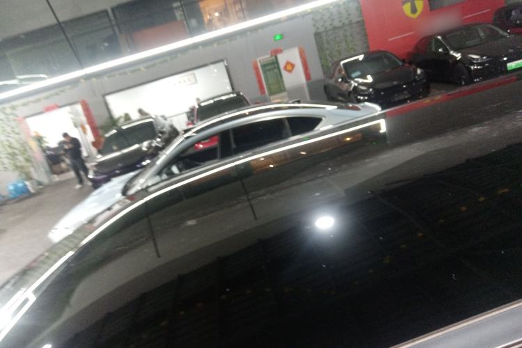 Used XPeng X9 2024 702 Ultra-Long Range Max Roof