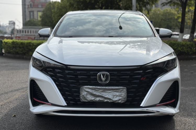 Used Changan Eado 2022 PLUS Blue Whale NE 1.4T GDI DCT Prestige Edition
