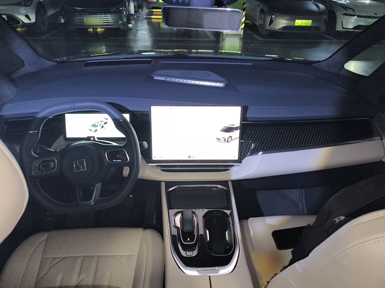 Zeekr 009 2024 7-Seater Aisle Version 108 kWh — снимка 9