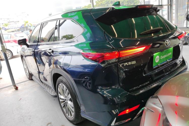 Used Toyota Highlander 2022 Dual-Engine 2.5L Four-Wheel Drive Supreme Edition 7-Seater