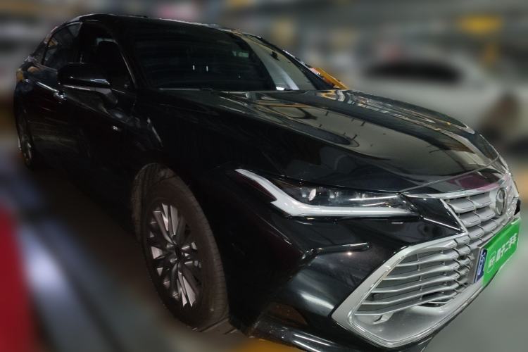 Used Toyota Avalon 2024 Dual-Motor 2.0L Luxury Edition Front Right 45 Deg