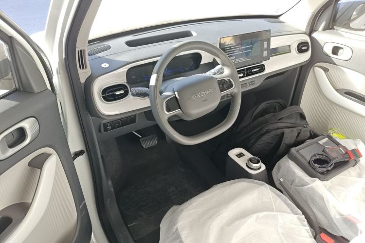 Used Geely Galaxy Panda 2025 210 km – Yuanqi Bear