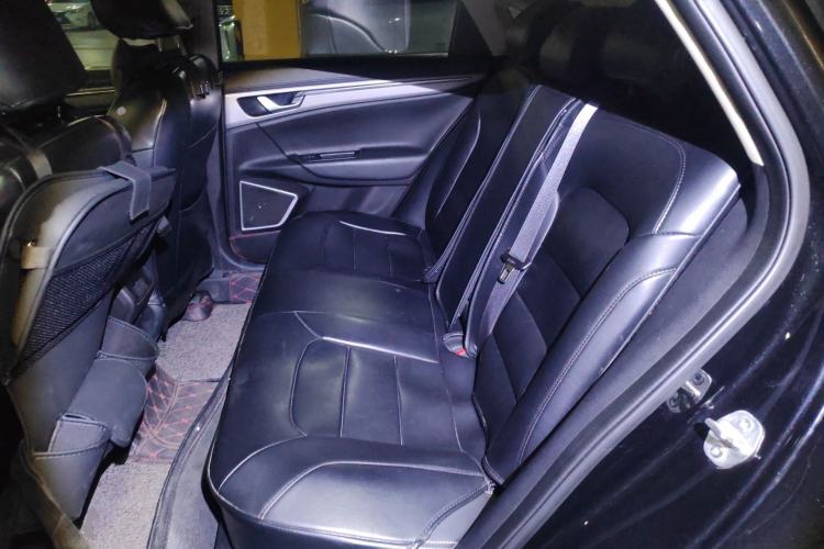 Used Geely Auto Emgrand GL 2018 1.4T Manual Elite Smart Connectivity Version Left Rear Seat