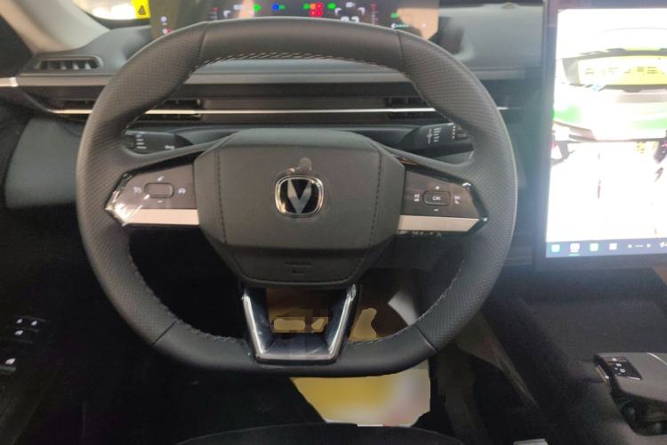 Used CHANGAN Eado 2025 Blue Whale 1.5T 500Bar Prestige Model Steering Wheel