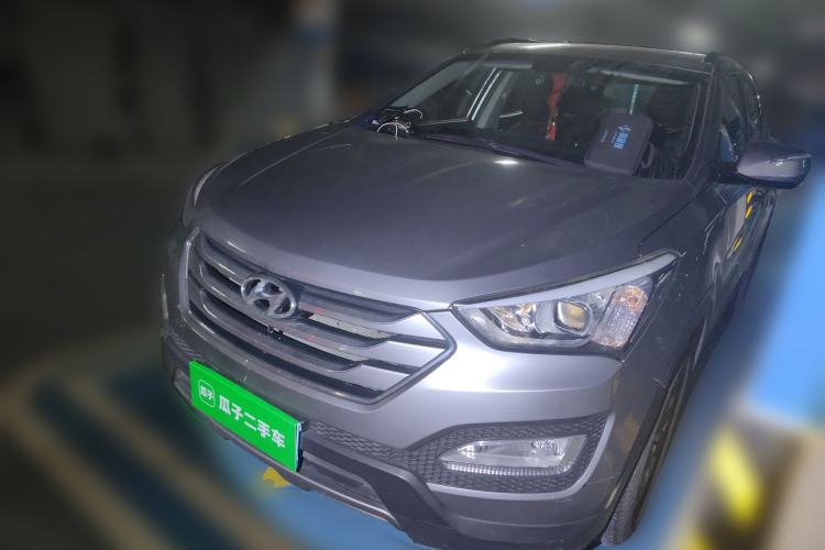 Used Hyundai Santa Fe 2013 2.4L Automatic 2WD Comfort Edition