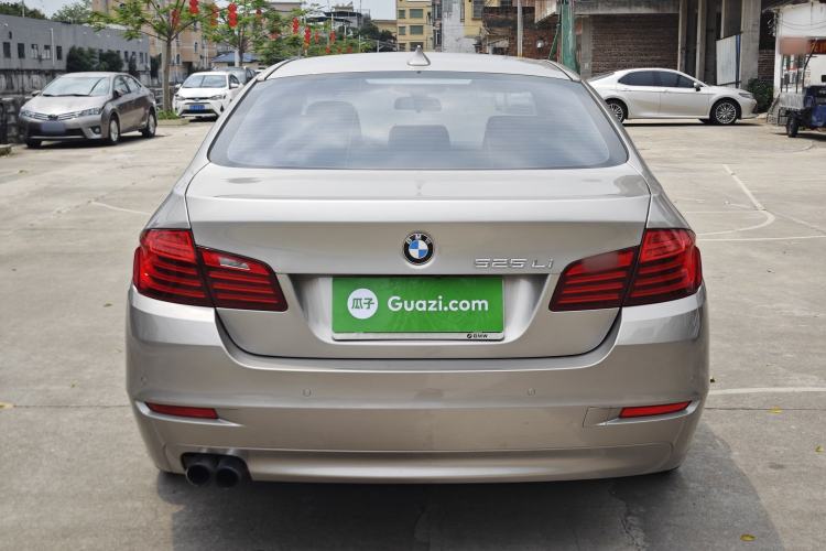 Used BMW 5 Series 2014 520Li Elegant Model Exterior 5