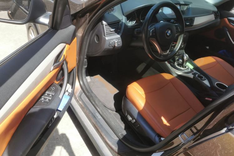 Used BMW X1 2014 sDrive18i Fashion Model
