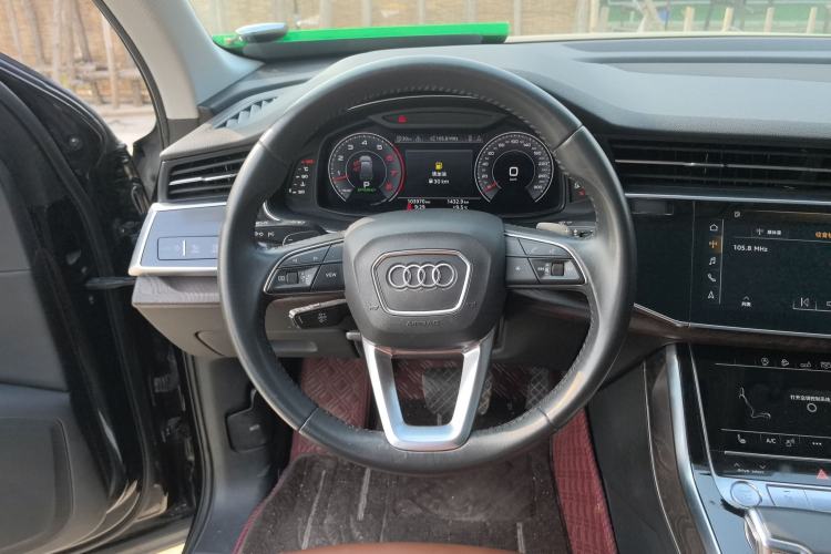 Used Audi Q7 2020 55 TFSI quattro S line sports model