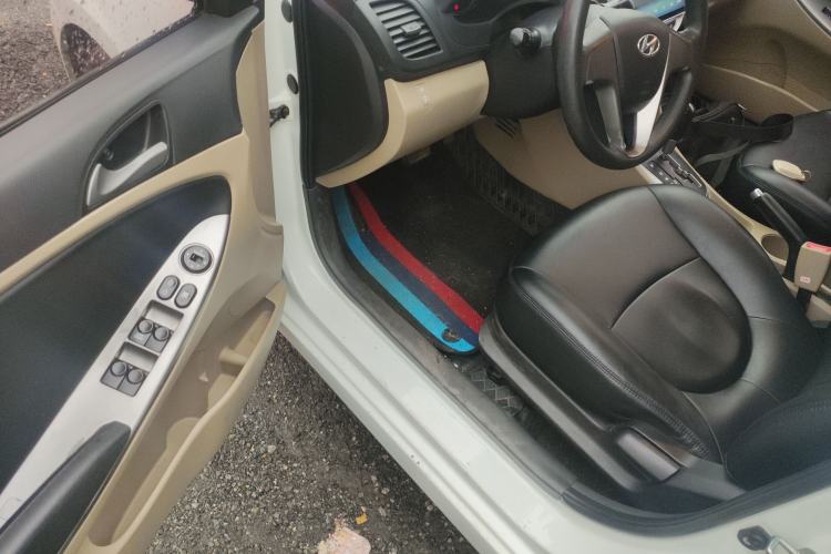 Used Hyundai Verna (older generation) 2016 1.4L Automatic Leading-Edge GLX
