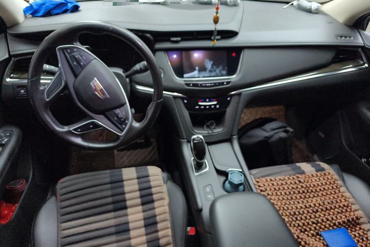 Used Cadillac XT5 2016 25T Luxury Model
