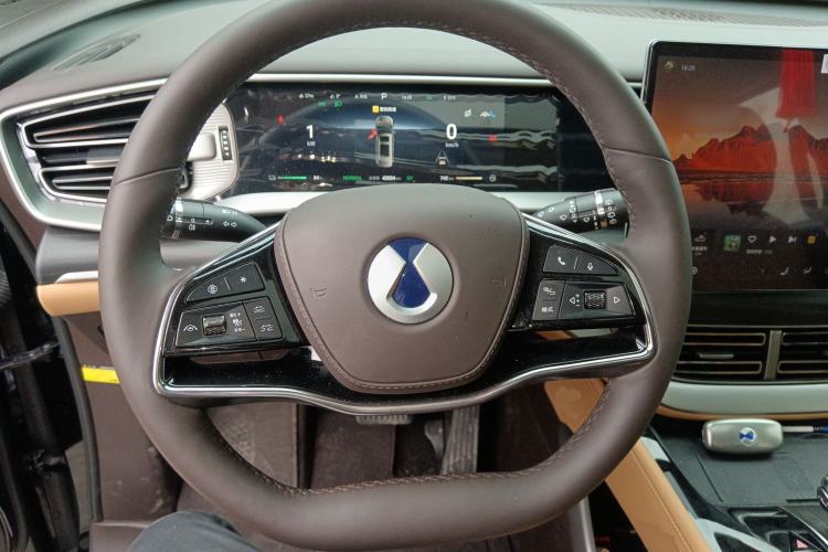 Used Denza D9 2024 DM-i 980 Four-Wheel Drive Flagship Model Steering Wheel