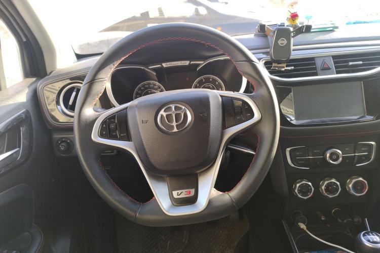 Used Brilliance V3 2016 1.5L Manual Elite Version