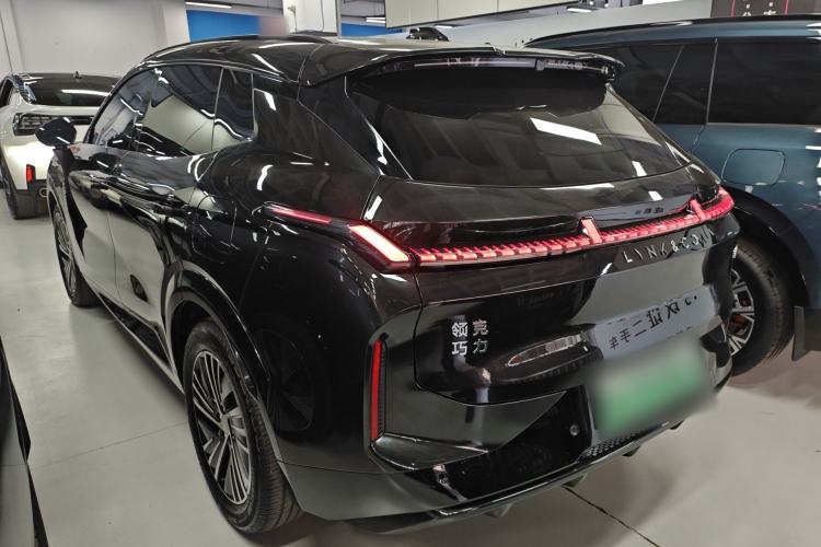 Used Lynk & Co 08 EM-P 2023 245km Ultra-Long Range Halo Rear Left 45 Deg