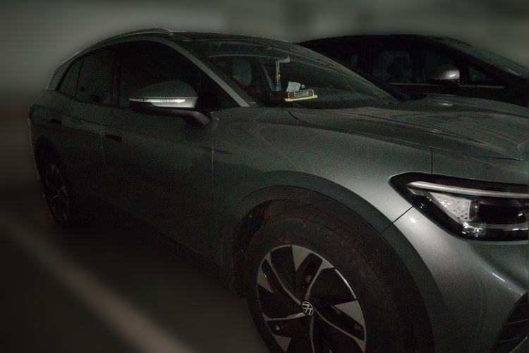 Used Volkswagen ID.4 CROZZ 2025 Pure Edition Front Right 45 Deg