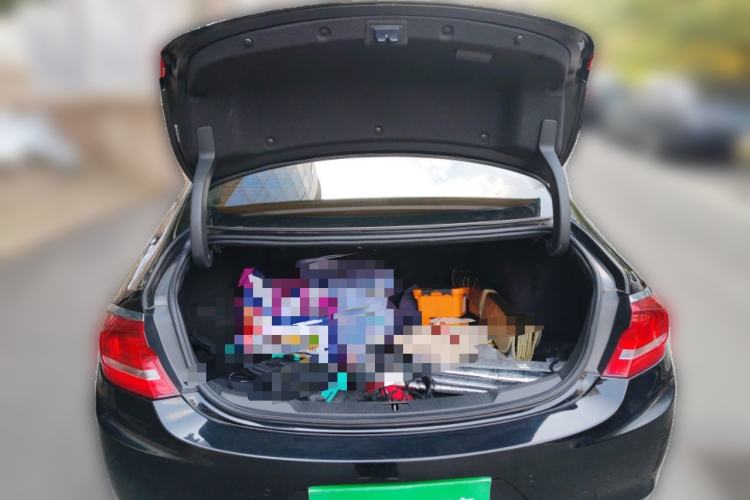 Used Buick LaCrosse 2016 28T Premium Edition Trunk