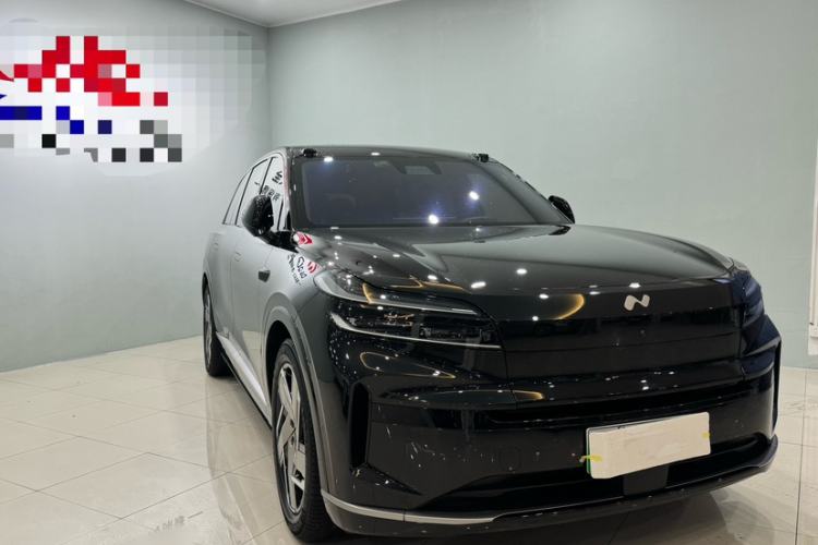 Used ONVO Luxeed L90 2025 Model—Ultra Six-Seater Version
