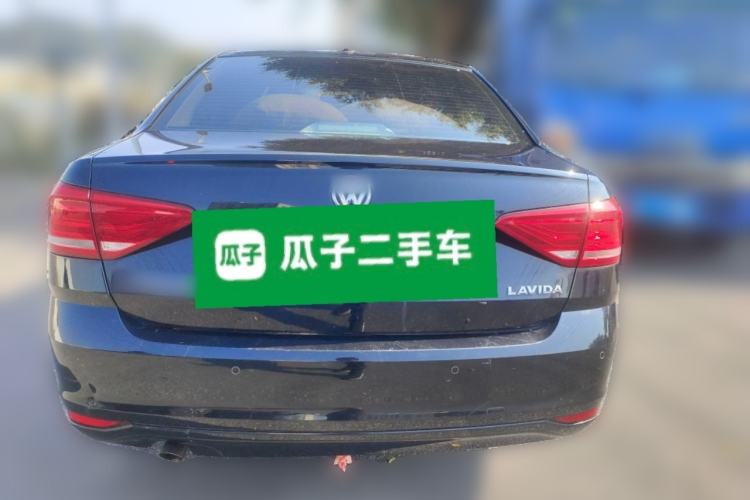 Used Volkswagen Lavida 2015 1.6L Manual Fashion Edition Rear