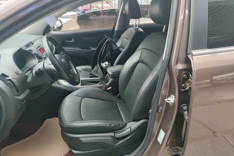 Used Kia Sportage R 2016 2.0L Automatic Two-Wheel Drive GLS Trim Left Front Seat