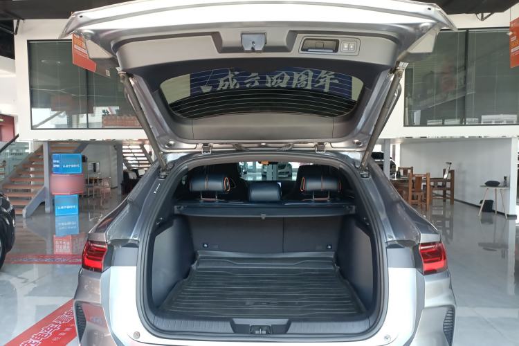 Used BYD Song PLUS New Energy 2024 HONOR Edition DM-i 110km Flagship Model Trunk