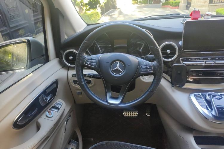 Used Mercedes-Benz V-Class 2016 V 260 Prestige Edition
