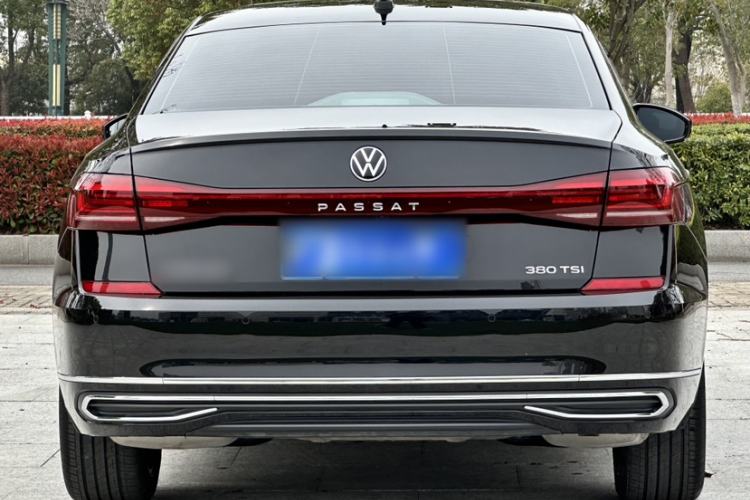 Used Volkswagen Passat 2024 380TSI Luxury Edition
