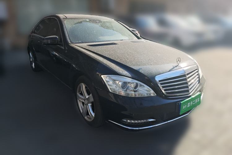 Used Mercedes-Benz S-Class 2010 S 300 L Luxury Model Front Right 45 Deg
