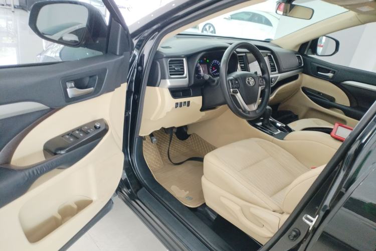 Used Toyota Highlander 2018 2.0T Four-Wheel Drive Elite Edition 7 Seats China V Standard