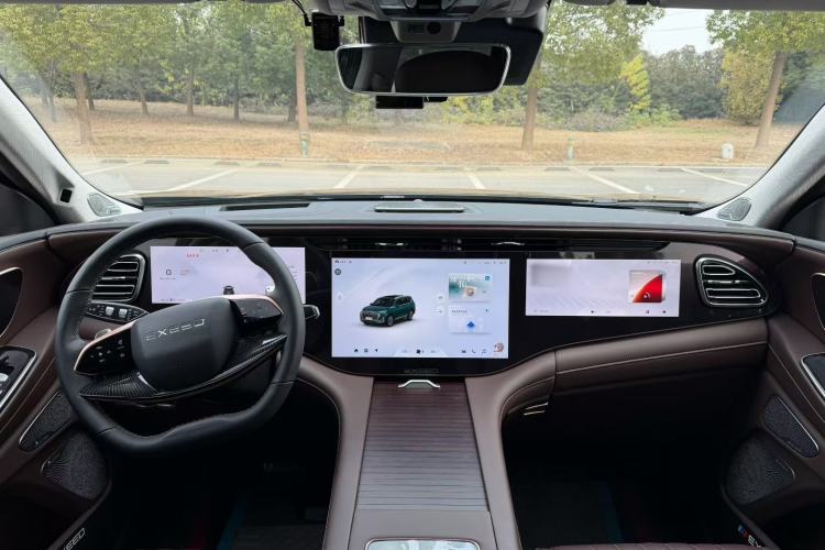 Used EXEED Lanyue 2023 400T Four-Wheel Drive Star Prestige 7-Seater