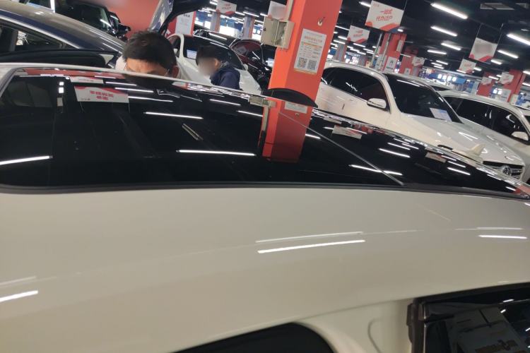 Used Audi A4L 2023 40 TFSI Luxury Dynamic Model Roof