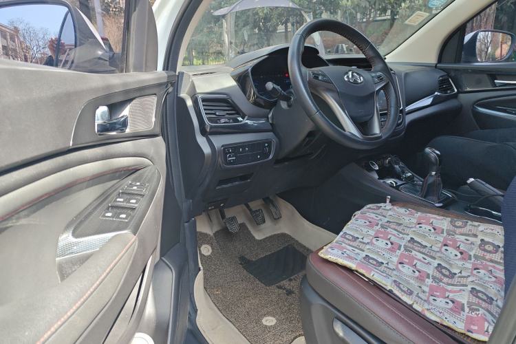 Used CHANGAN OSHAN A800 2017 1.6L Manual Luxury Model