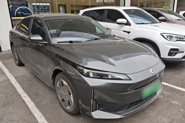 Used CHANGAN NEVO A05 2025 Truly Delicious Version 145 Leading Edition Front Right 45 Deg