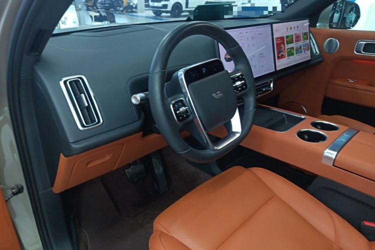 Used Li Auto L8 2023 Pro Model
