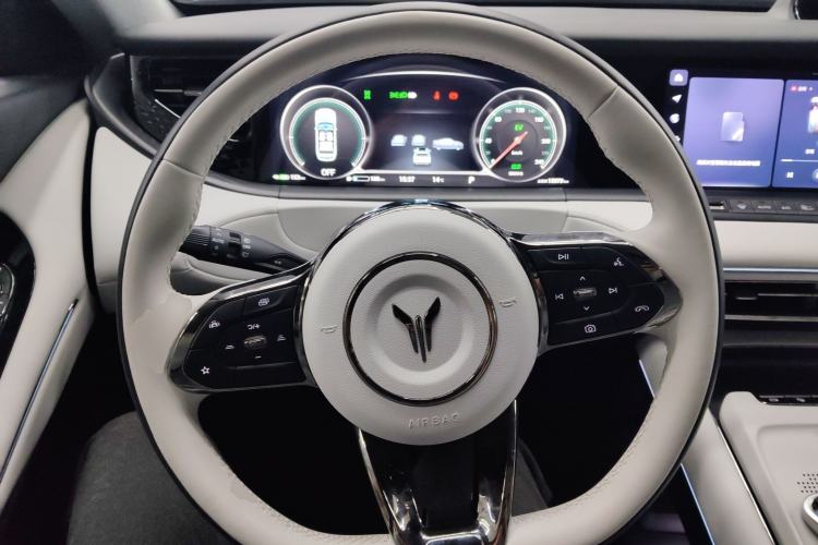 Used VOYAH FREE 2025 318 318 km Rear-Drive Touring Edition Steering Wheel