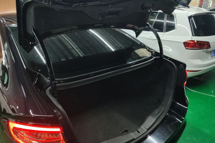 Used Ford Mondeo 2013 2.0L GTDi240 Luxury Sport Model Trunk