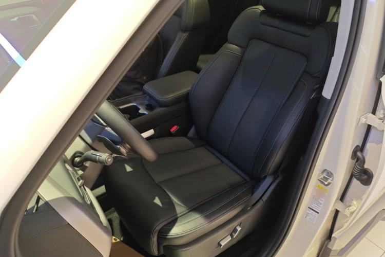 Used Formula Leopard Titanium 3 2025 501KM All-Wheel Drive Intelligent Driving Ultra Version