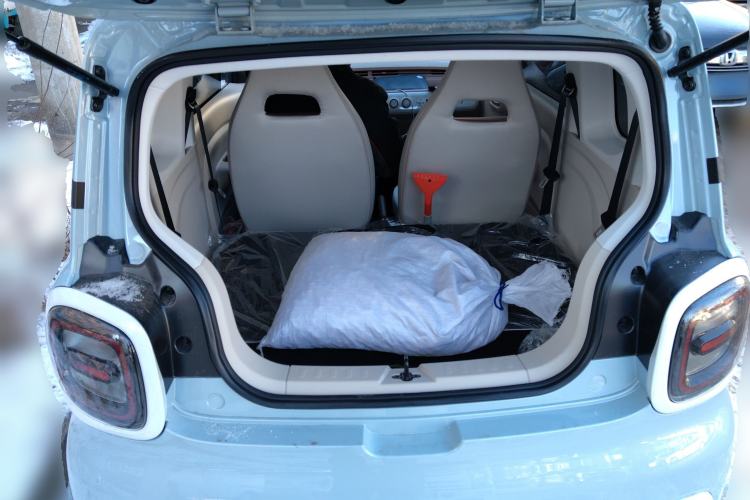 Used Bestune Pony 2026 222km Colorful Horse Trunk