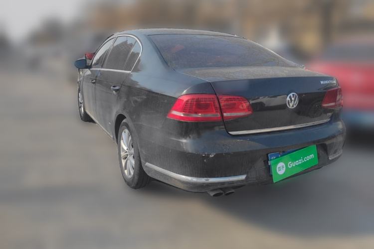 Used Volkswagen Magotan 2015 Facelift 1.8TSI Luxury Model Rear Left 45 Deg