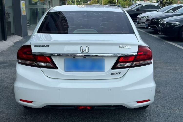 Used Honda Civic 2014 1.8L automatic comfort version
