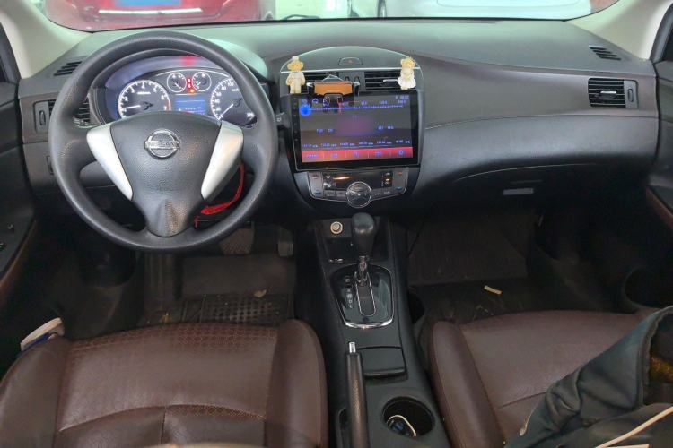 Used Nissan Tiida 2013 1.6L CVT Cool Cafe Edition