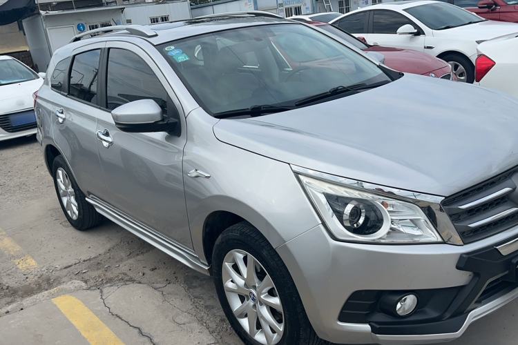 Used Venucia T70 2015 2.0L CVT Smart Edition
