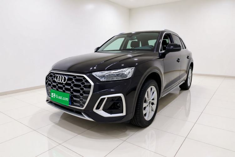 Used Audi Q5L 2022 40T Luxury Dynamic Model Guazi used car, China used car export, Used car for sale, Used cars, Cheapest cars for sale
